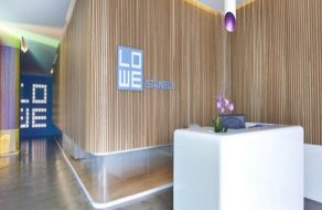 店内装修设计叫做实用美观，性价比高。